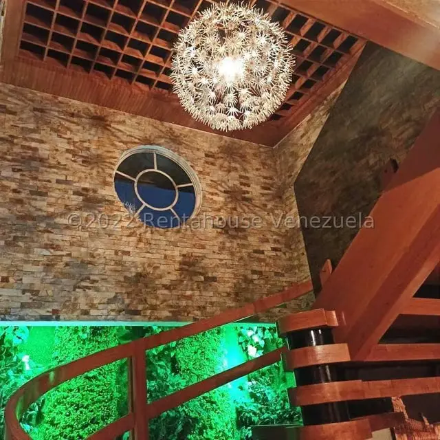 Apartamento (Penthouse) en Venta en La Florida, Distrito Metropolitano - 17