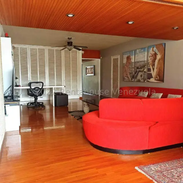 Apartamento (Penthouse) en Venta en La Florida, Distrito Metropolitano - 19
