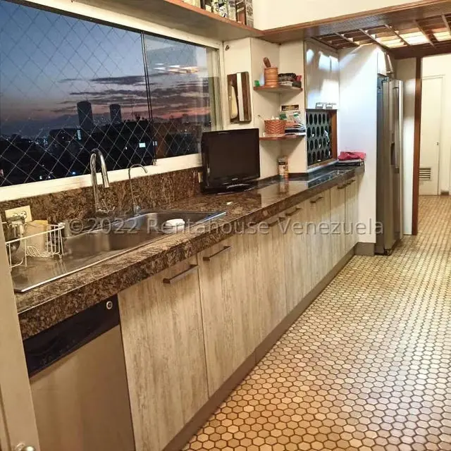 Apartamento (Penthouse) en Venta en La Florida, Distrito Metropolitano - 2