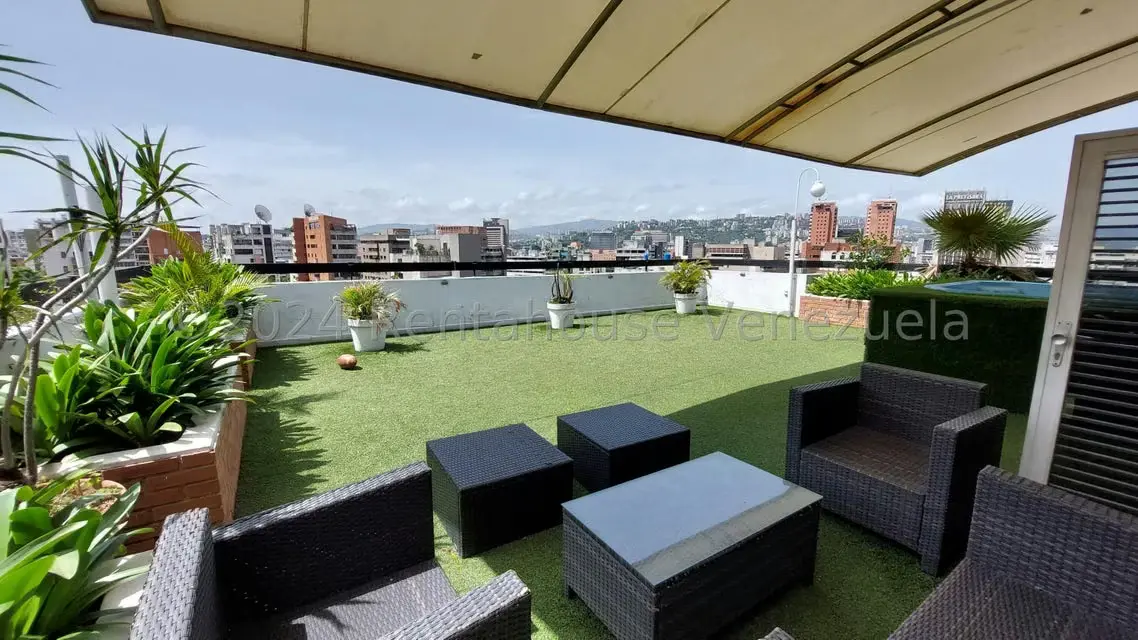 Apartamento (Penthouse) en Venta en La Florida, Distrito Metropolitano - 21