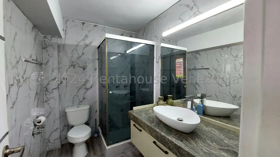Apartamento (Penthouse) en Venta en La Florida, Distrito Metropolitano - 30
