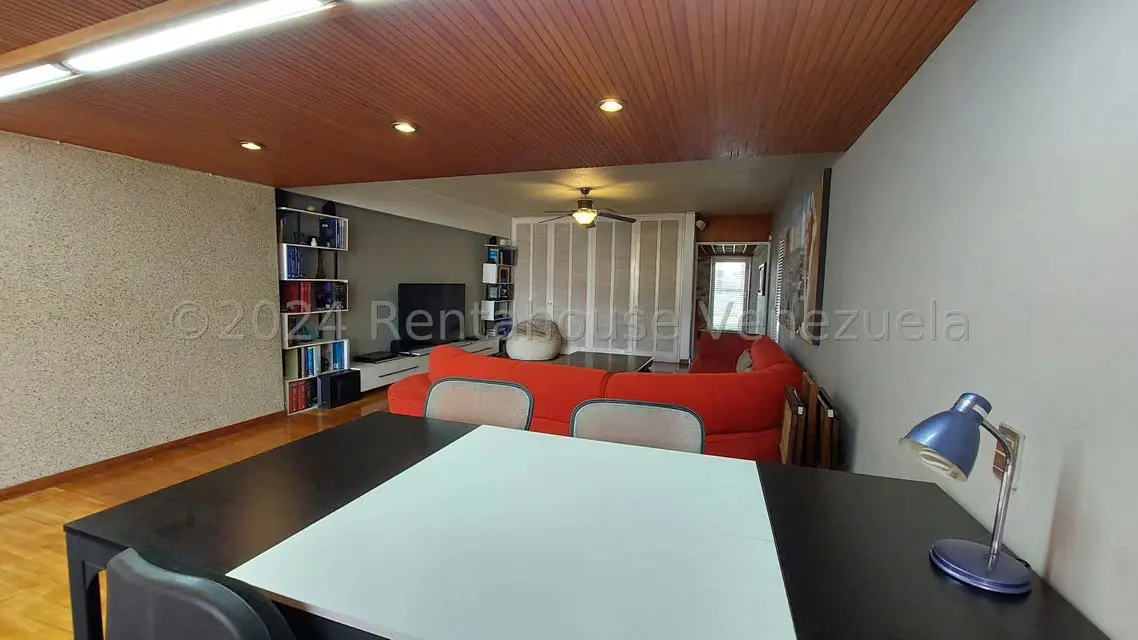 Apartamento (Penthouse) en Venta en La Florida, Distrito Metropolitano - 34