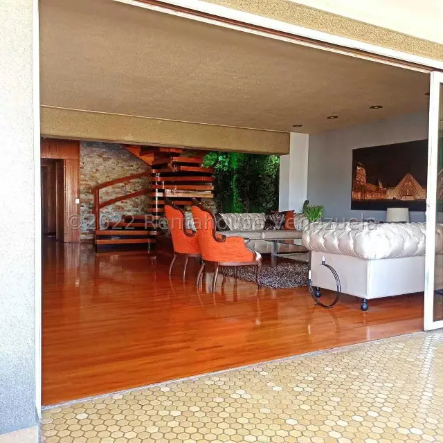 Apartamento (Penthouse) en Venta en La Florida, Distrito Metropolitano - 8