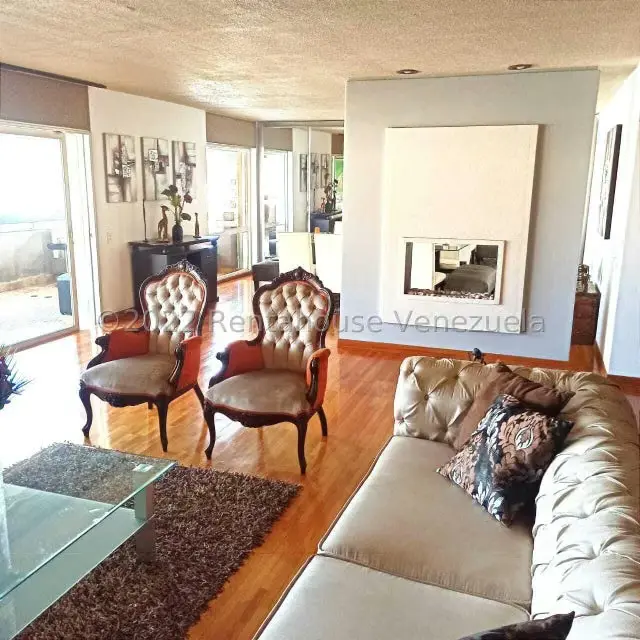 Apartamento (Penthouse) en Venta en La Florida, Distrito Metropolitano - 9