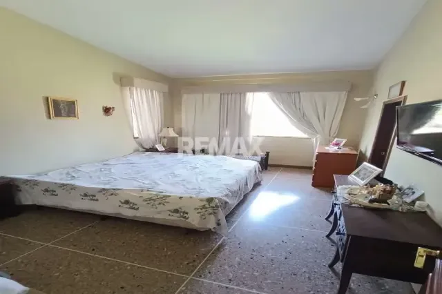 Tu Oasis Privado en el Corazón de la Ciudad, Urbanización La Villa - 15