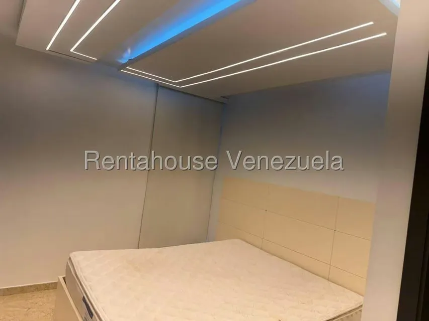 Apartamento (1 Nivel) en Alquiler en Colinas del Viento, Lara - 17