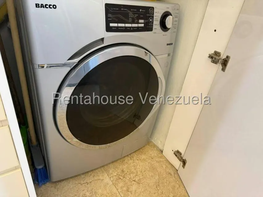 Apartamento (1 Nivel) en Alquiler en Colinas del Viento, Lara - 25