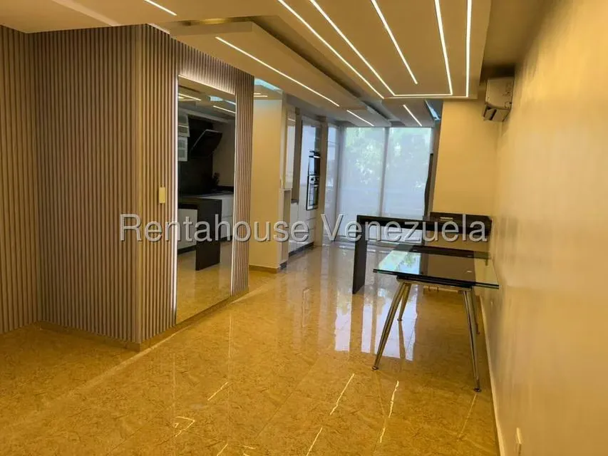 Apartamento (1 Nivel) en Alquiler en Colinas del Viento, Lara - 10