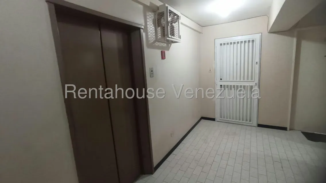 Apartamento (1 Nivel) en Venta en Lomas del Avila, Distrito Metropolitano - 27