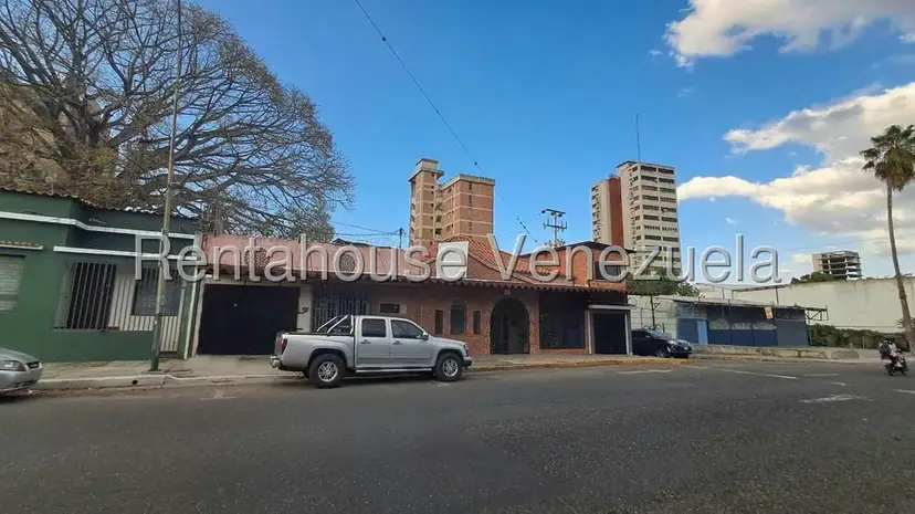 Casa (Multipes Niveles) en Venta en Parroquia Catedral, Lara