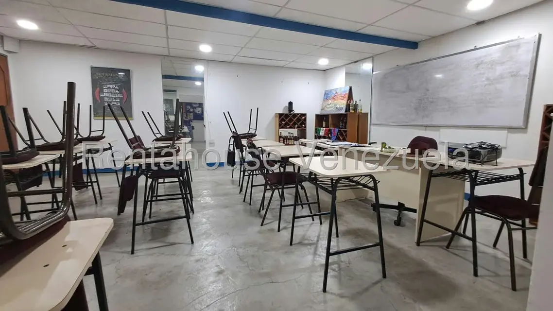 Casa (Multipes Niveles) en Venta en Parroquia Catedral, Lara - 15