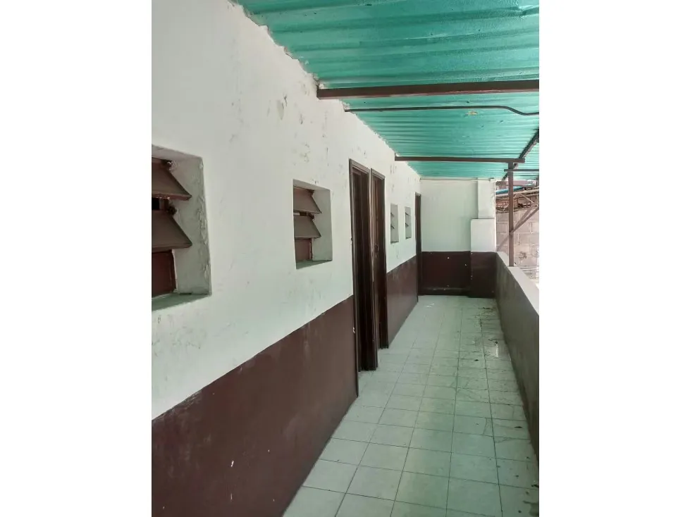 Casa Hotel de 1.627 m² en Pleno Centro de Caracas: Alta Re - 13