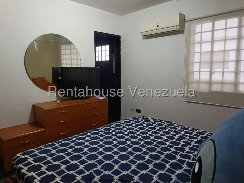 Casa (Multipes Niveles) en Venta en Colinas de Vista Alegre, Distrito Metropolitano - 66