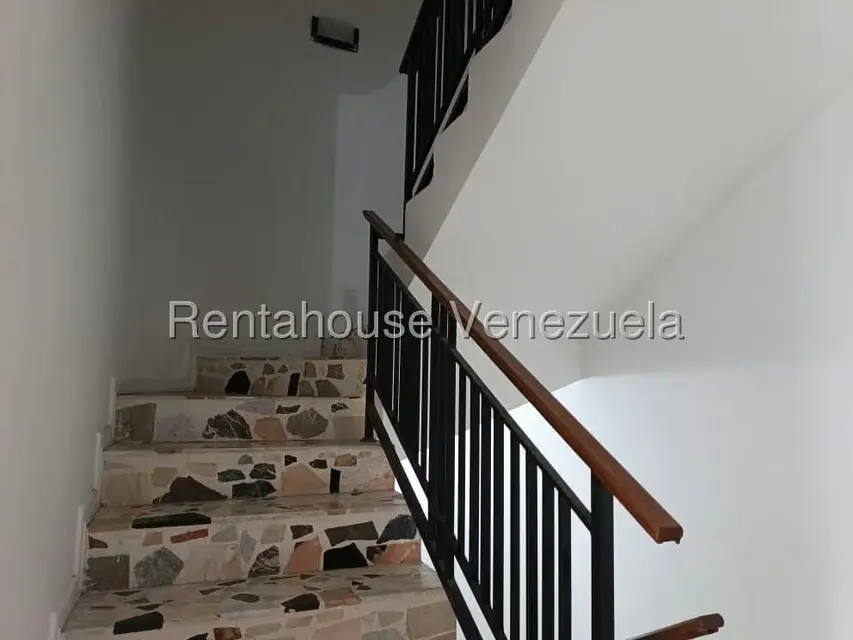 Casa (Multipes Niveles) en Venta en Colinas de Vista Alegre, Distrito Metropolitano - 71
