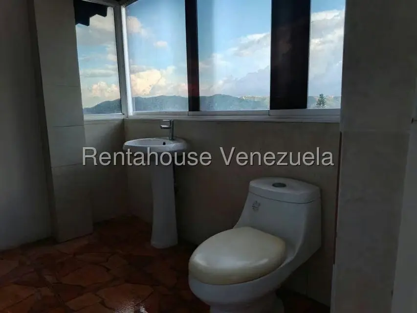 Casa (Multipes Niveles) en Venta en Colinas de Vista Alegre, Distrito Metropolitano - 77