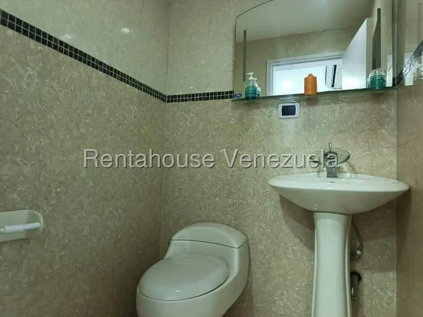Casa (Multipes Niveles) en Venta en Colinas de Vista Alegre, Distrito Metropolitano - 97