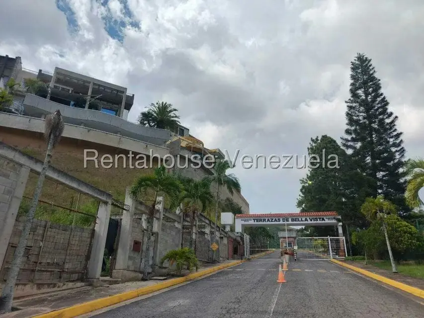 Casa (Multipes Niveles) en Venta en Colinas de Vista Alegre, Distrito Metropolitano - 100