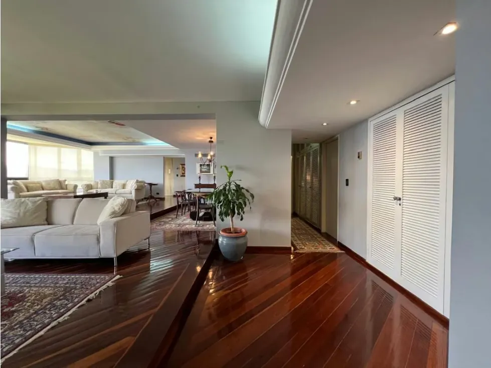 Se vende Apto 280m² 3h+s/3.5+sb/4p Colinas de Valle Arriba - 11