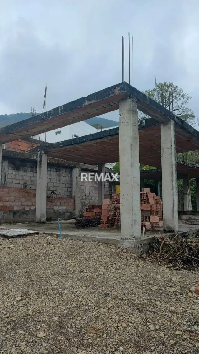 En venta parcela en poligono de tiro