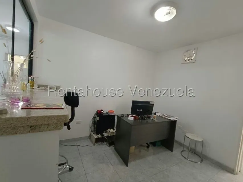 Consultorio Medico en Venta en Avenida Bolivar Norte, Carabobo - 8