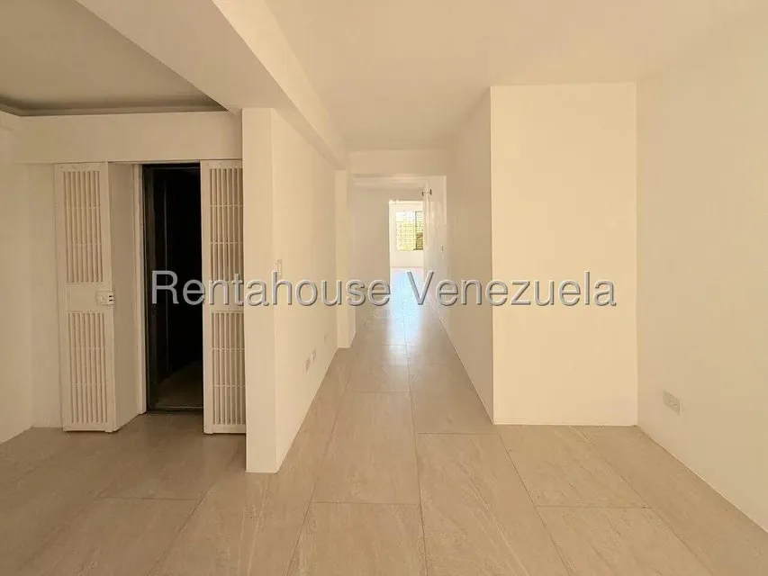 Apartamento (1 Nivel) en Venta en Del Este, Lara - 12