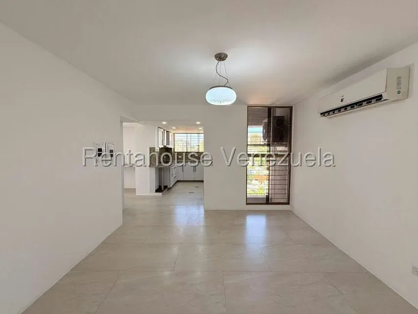 Apartamento (1 Nivel) en Venta en Del Este, Lara - 15