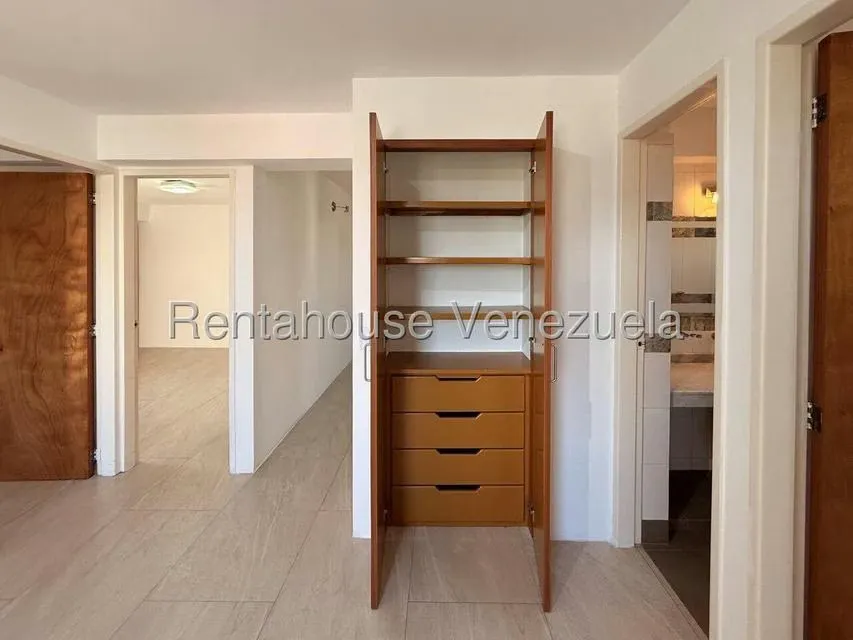 Apartamento (1 Nivel) en Venta en Del Este, Lara - 23