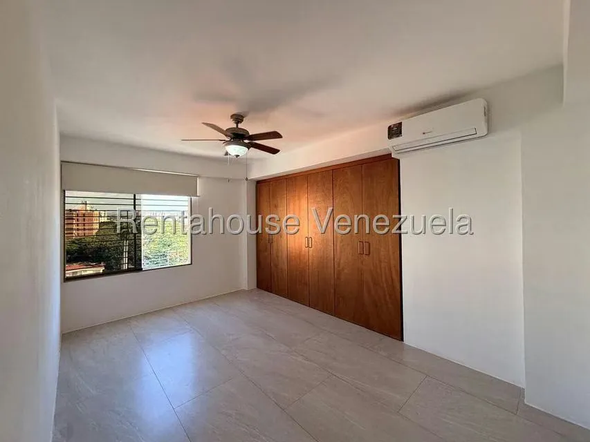 Apartamento (1 Nivel) en Venta en Del Este, Lara - 32