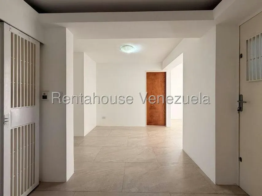 Apartamento (1 Nivel) en Venta en Del Este, Lara - 6