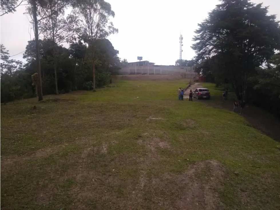 Vendo terreno 18100mts2 el Junquito 9652 - 7