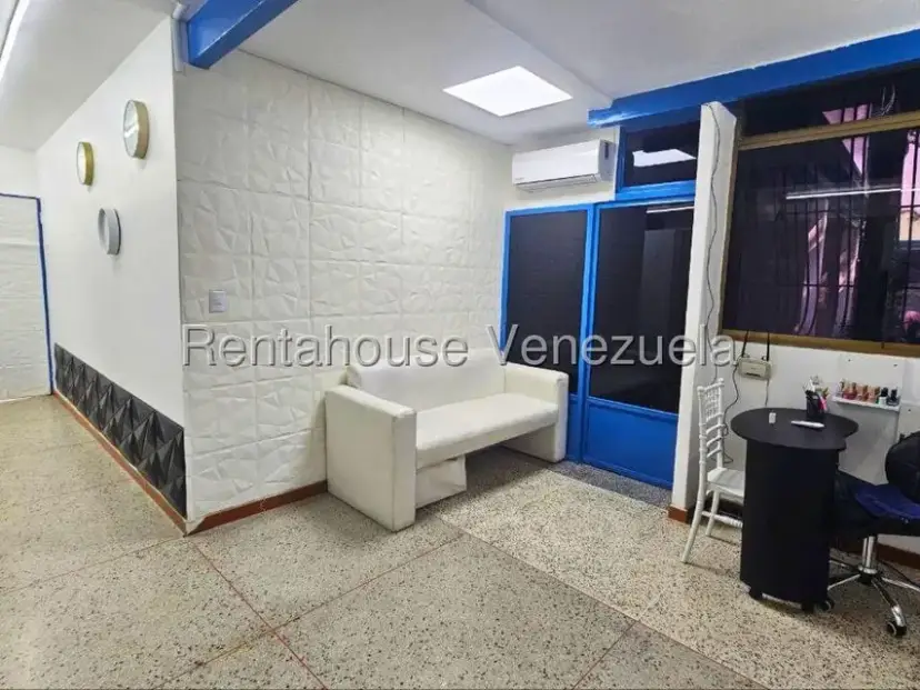 Comercial (Oficina) en Alquiler en El Marques, Distrito Metropolitano
