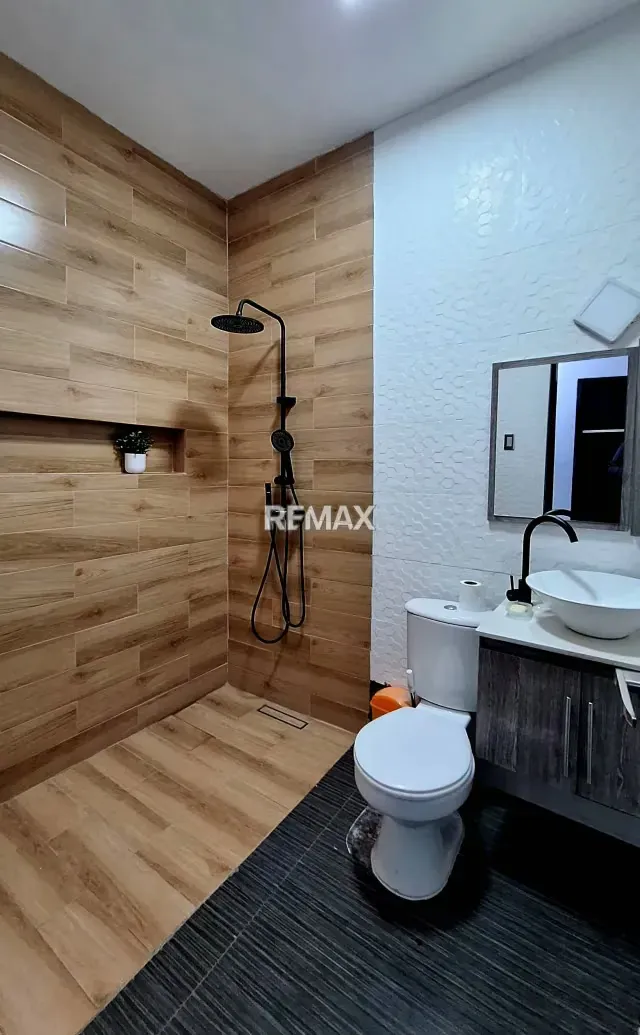 Vendo Townhouse en Villa Roraima. Monte Bello. Detrás de Conjunto Residencial Caminos del Doral - 10