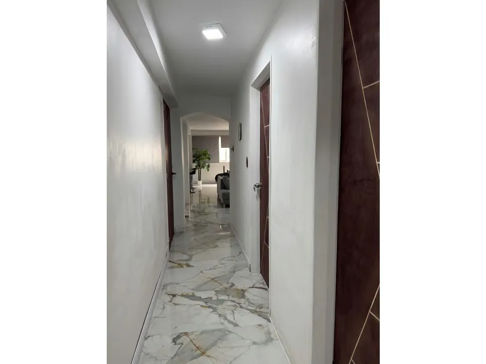 Apartamento Remodelado En Alquiler En Sabana Grande, Av Casanova - 11