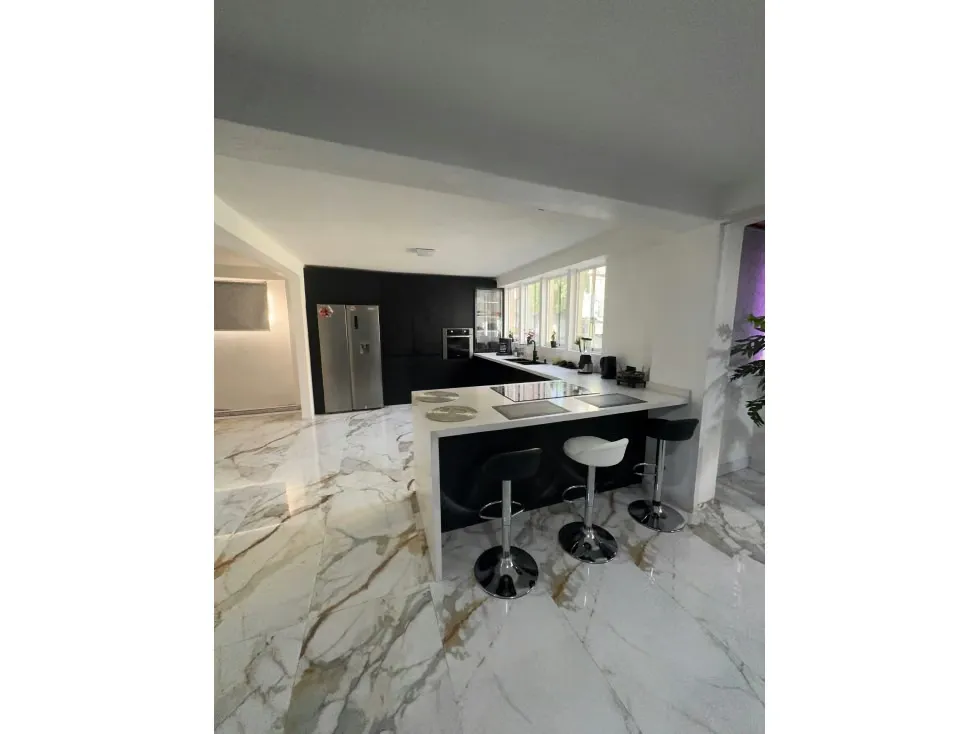 Apartamento Remodelado En Alquiler En Sabana Grande, Av Casanova - 5