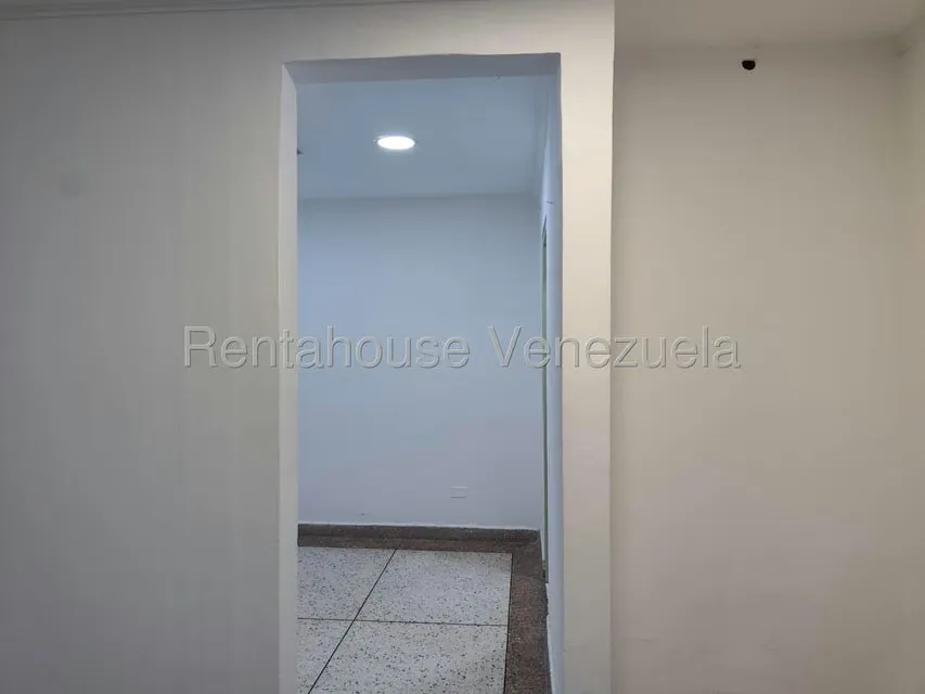 Consultorio Medico en Alquiler en Centro, Carabobo - 11