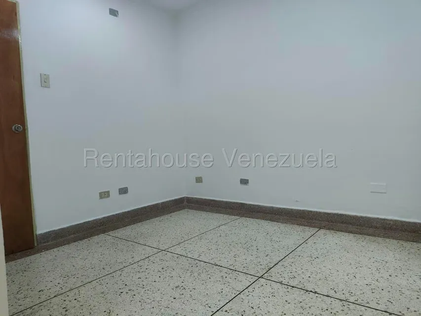 Consultorio Medico en Alquiler en Centro, Carabobo - 13