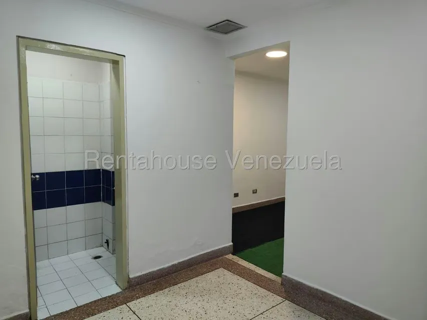 Consultorio Medico en Alquiler en Centro, Carabobo - 14