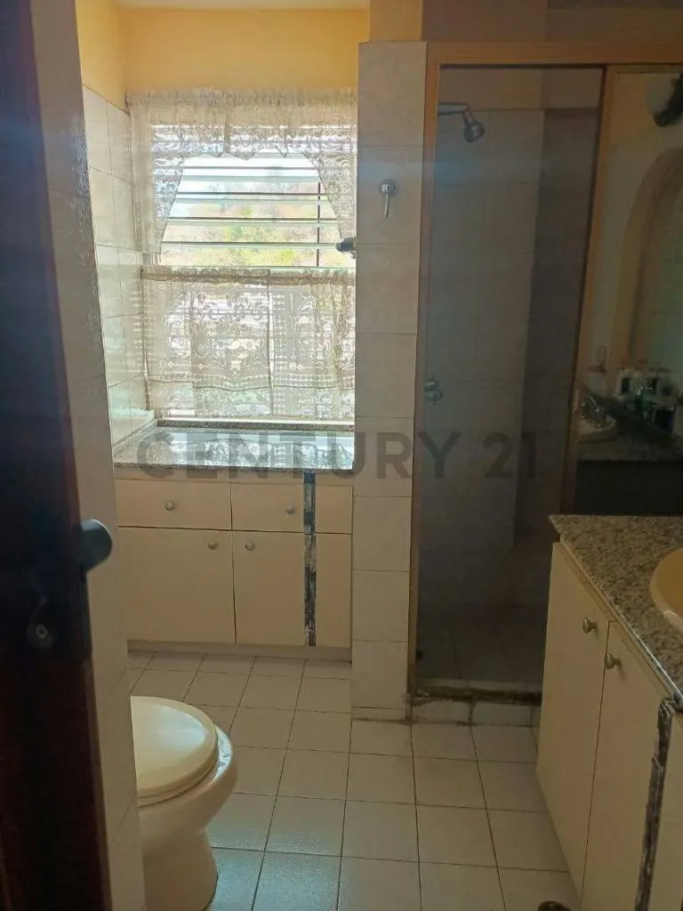 Pent House de 225mts2 en Venta Los Chaguaramos - 15