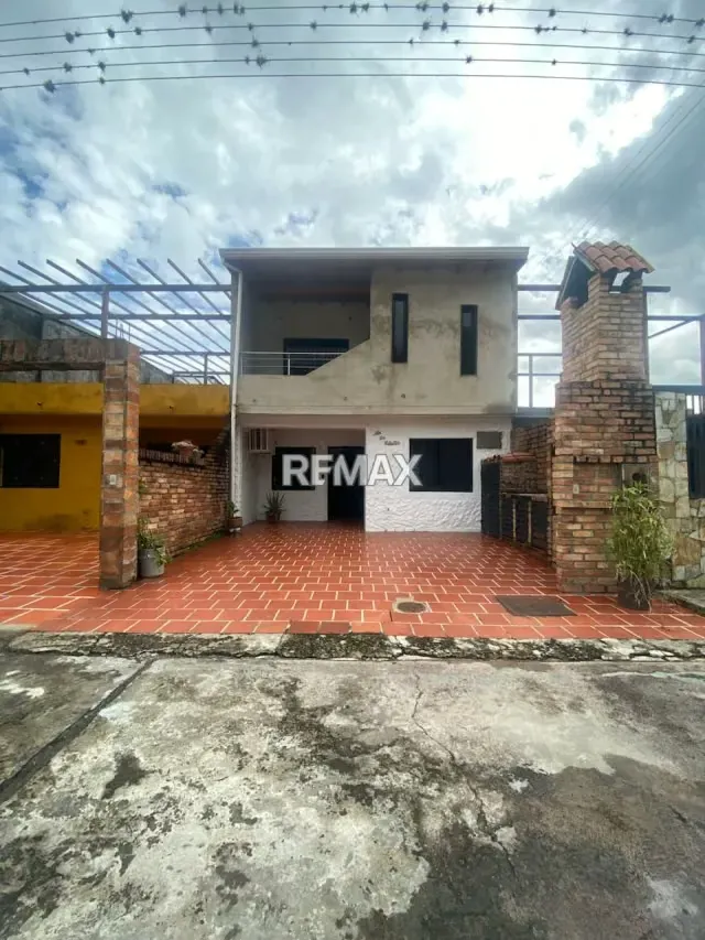 Casa. Alquiler. La Machiri