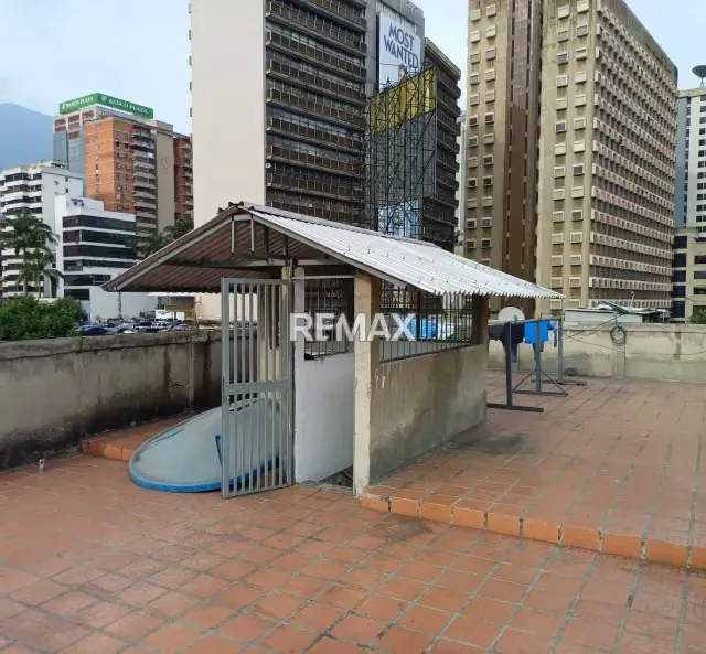 EDIFICIO RESIDENCIAL EN VENTA - 8