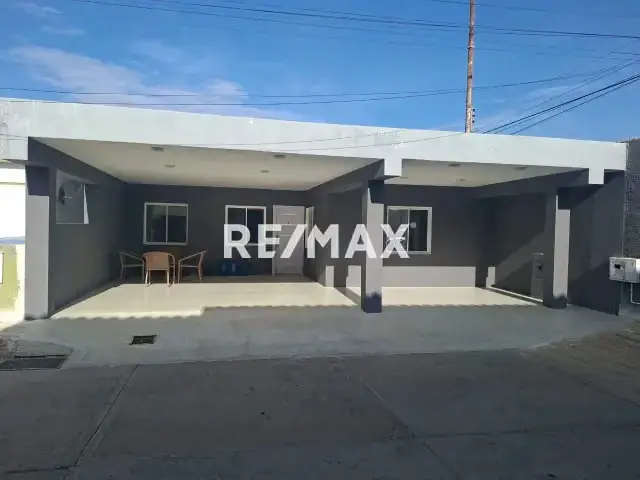 Casa en Venta Puerta Maraven.