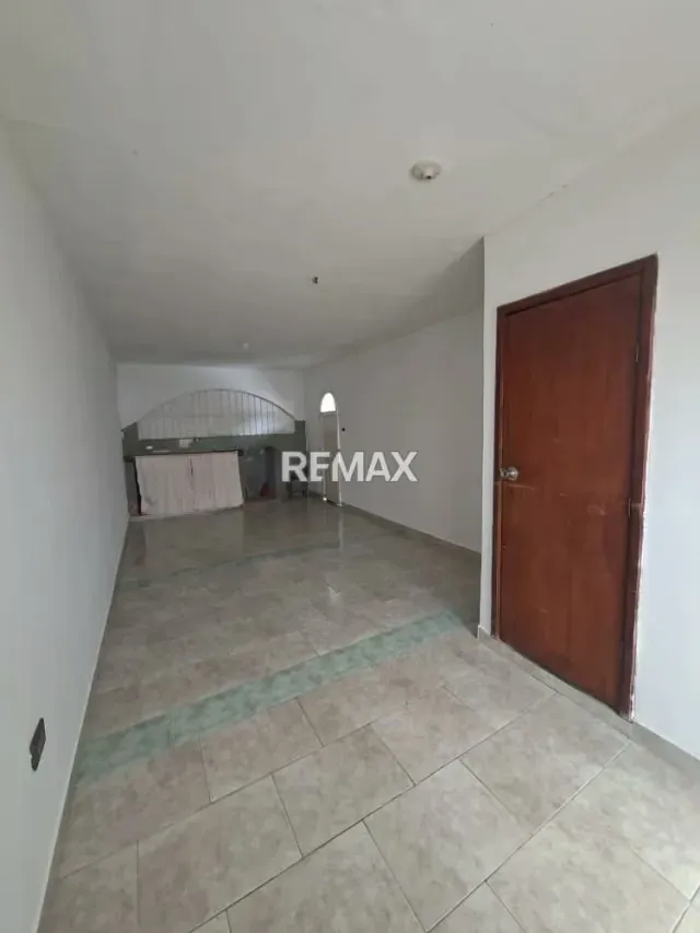 CASA DE ESQUINA EN VENTA - RESIDENCIAS PALO NEGRO ETAPA 1 - 14