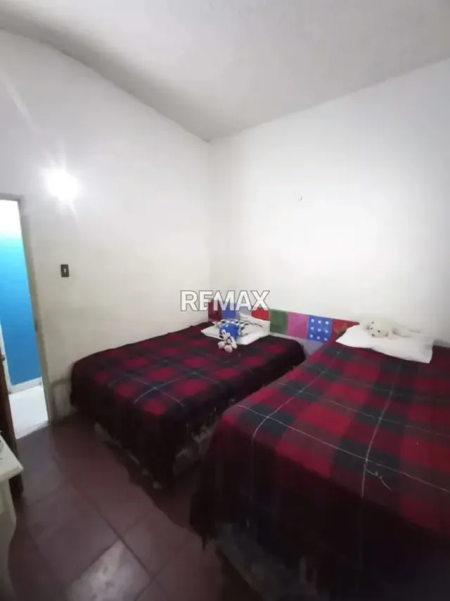 CASA DE ESQUINA EN VENTA - RESIDENCIAS PALO NEGRO ETAPA 1 - 5