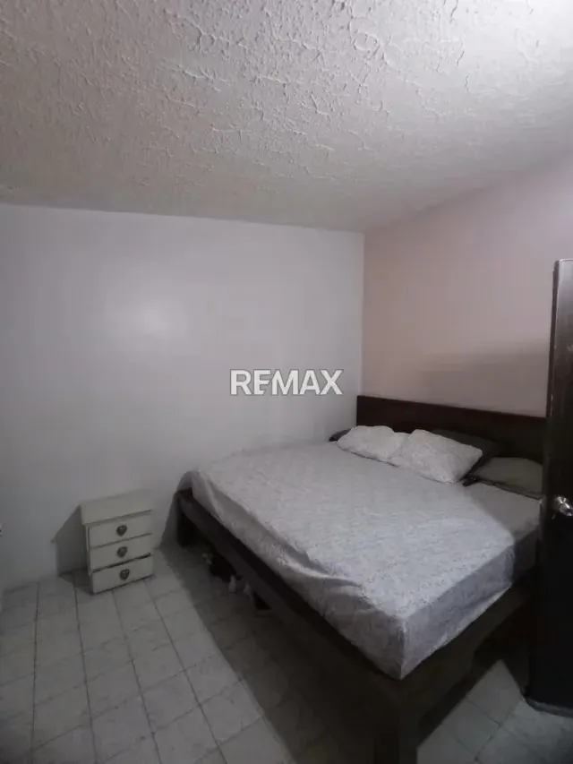 CASA DE ESQUINA EN VENTA - RESIDENCIAS PALO NEGRO ETAPA 1 - 9