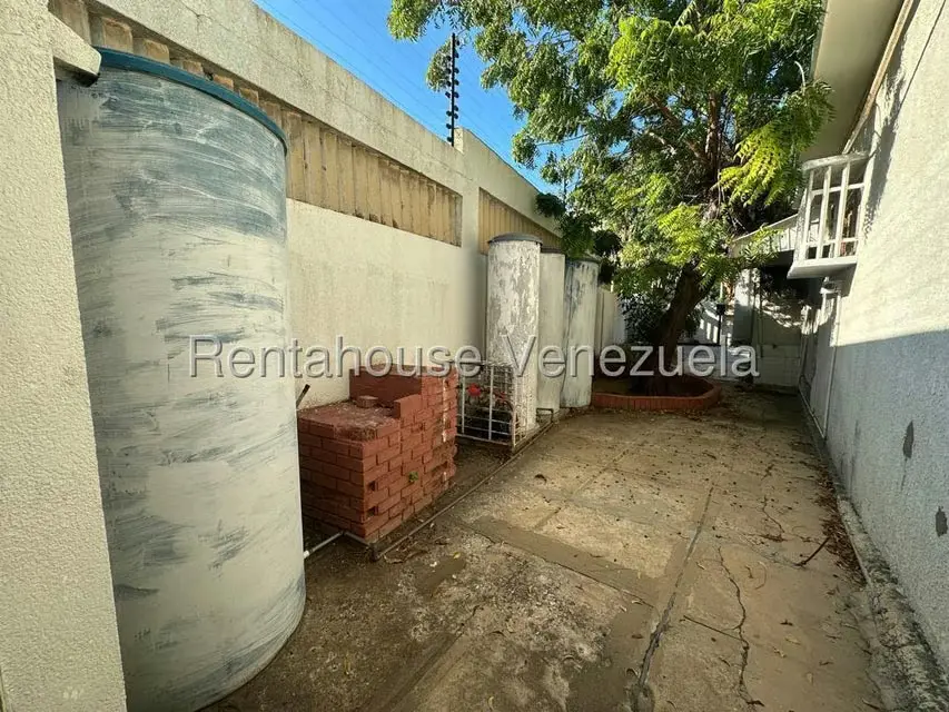 Casa (1 Nivel) en Alquiler en Zapara, Zulia - 36