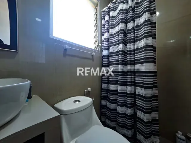 Estratégico apartamento en venta en Porlamar - Av. 4 de Mayo en Res. San Valentín. - 14