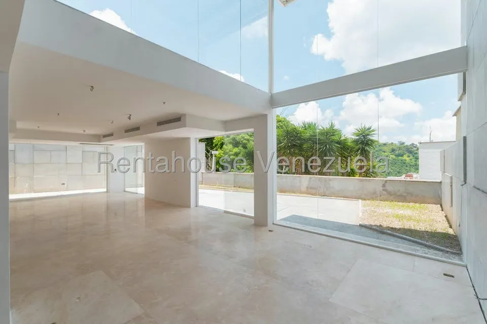 Casa (Multipes Niveles) en Venta en Los Naranjos del Cafetal, Distrito Metropolitano - 18