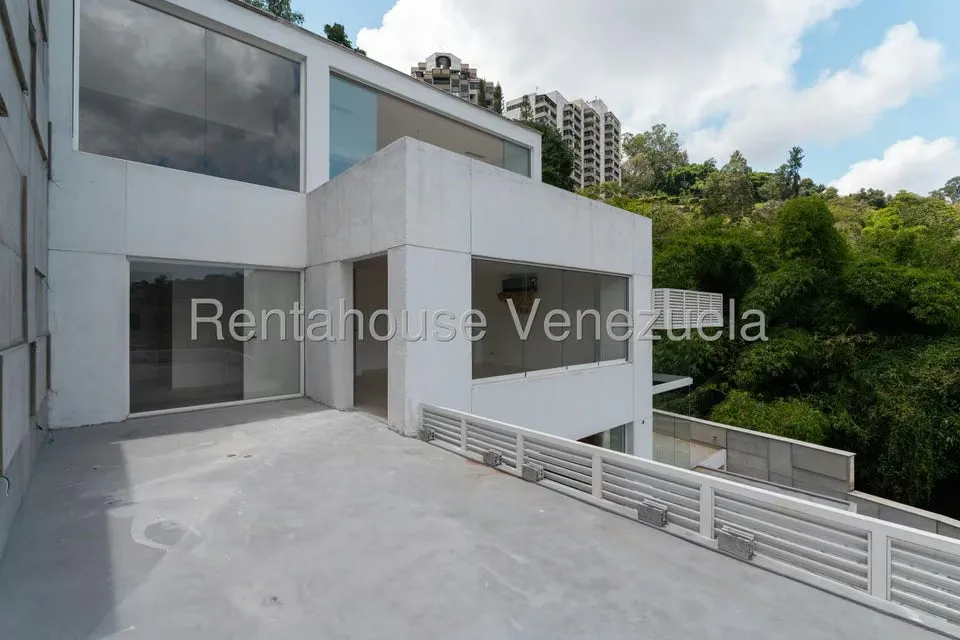 Casa (Multipes Niveles) en Venta en Los Naranjos del Cafetal, Distrito Metropolitano - 29