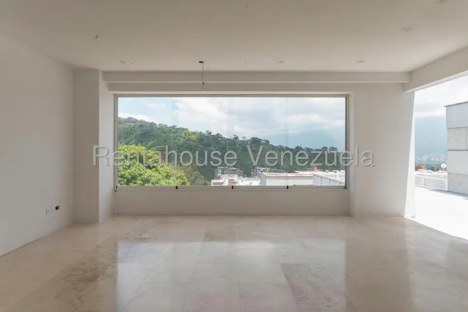Casa (Multipes Niveles) en Venta en Los Naranjos del Cafetal, Distrito Metropolitano - 34