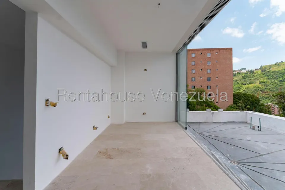 Casa (Multipes Niveles) en Venta en Los Naranjos del Cafetal, Distrito Metropolitano - 43